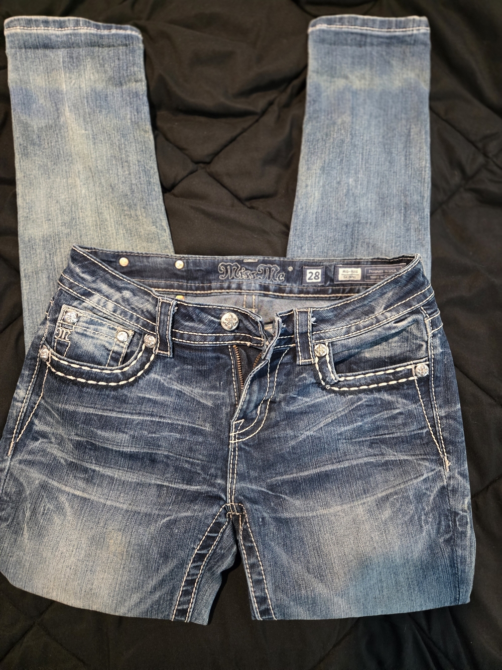Miss Me Skinny Jeans | Size 28 | Mid-Rise | Embellished Wing Pocket | Stretch - Picture 6 of 7